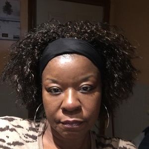 Meet your Posher, Sabrina